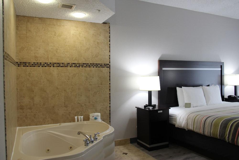 Country & By Radisson, Jacksonville, Fl 3*