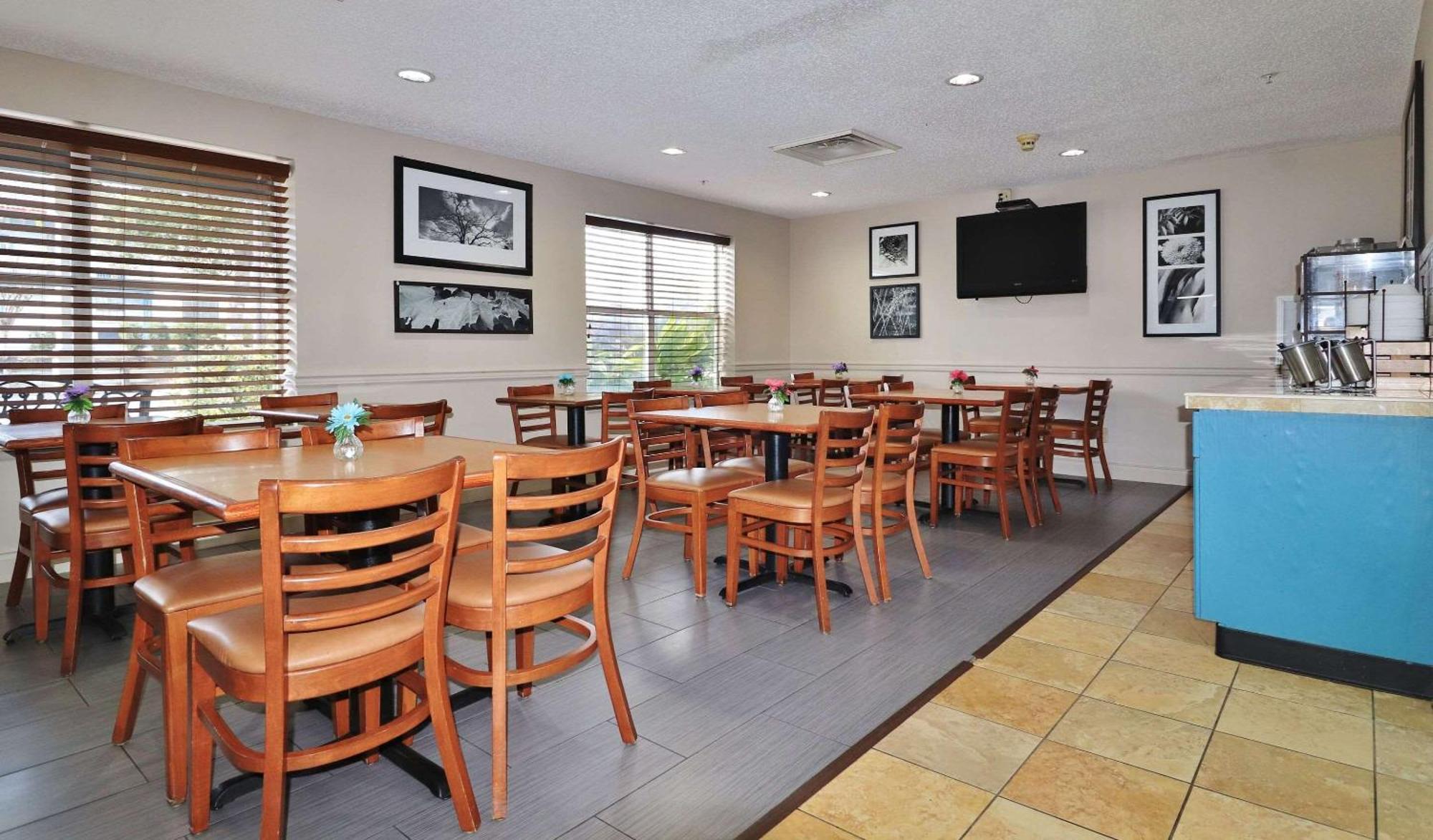 Country & By Radisson, Jacksonville, Fl Jacksonville