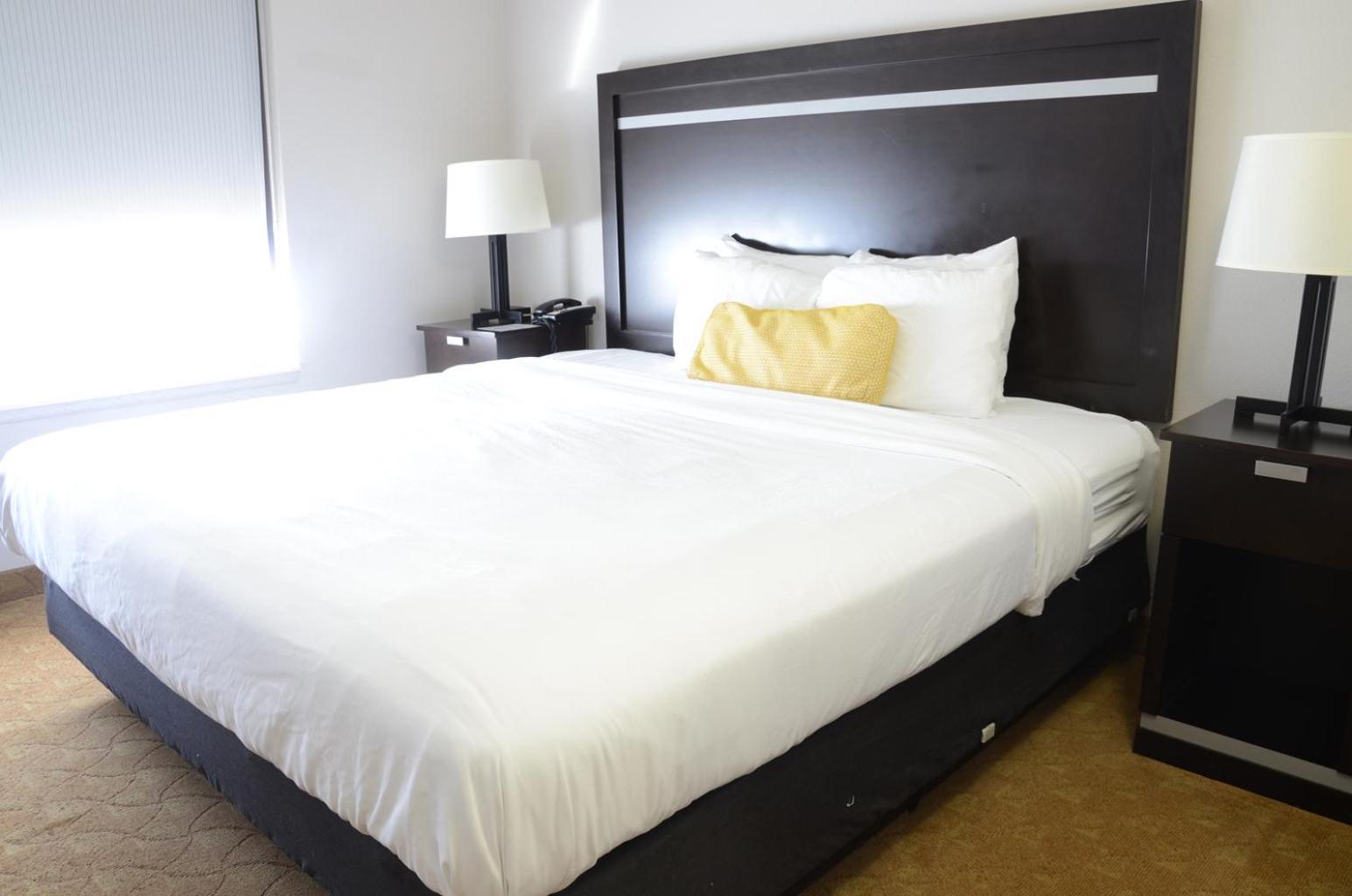 Country & By Radisson, Jacksonville, Fl