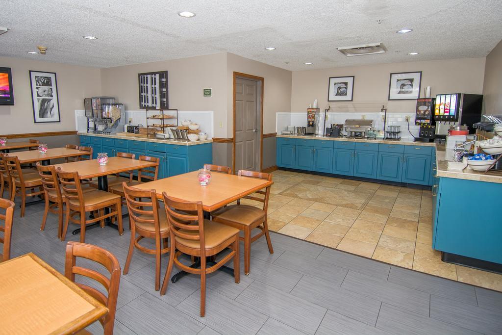Country & By Radisson, Jacksonville, Fl 3* Jacksonville